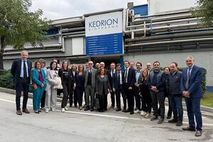 Kedrion: l&#039;eccellenza del biofarmaceutico e il viaggio del plasma per la cura di malattie rare