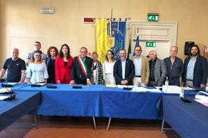 Castelnuovo, via al Tagliasacchi-ter: insediato il nuovo Consiglio Comunale al Teatro Alfieri