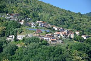 Dopo un importante lavoro di restauro il dipinto della “Madonna del Rosario“ di Vibbiana torna fruibile